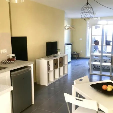Rabdells Playa Apartment *